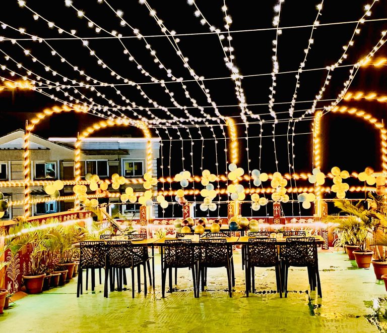 Rooftop Dining